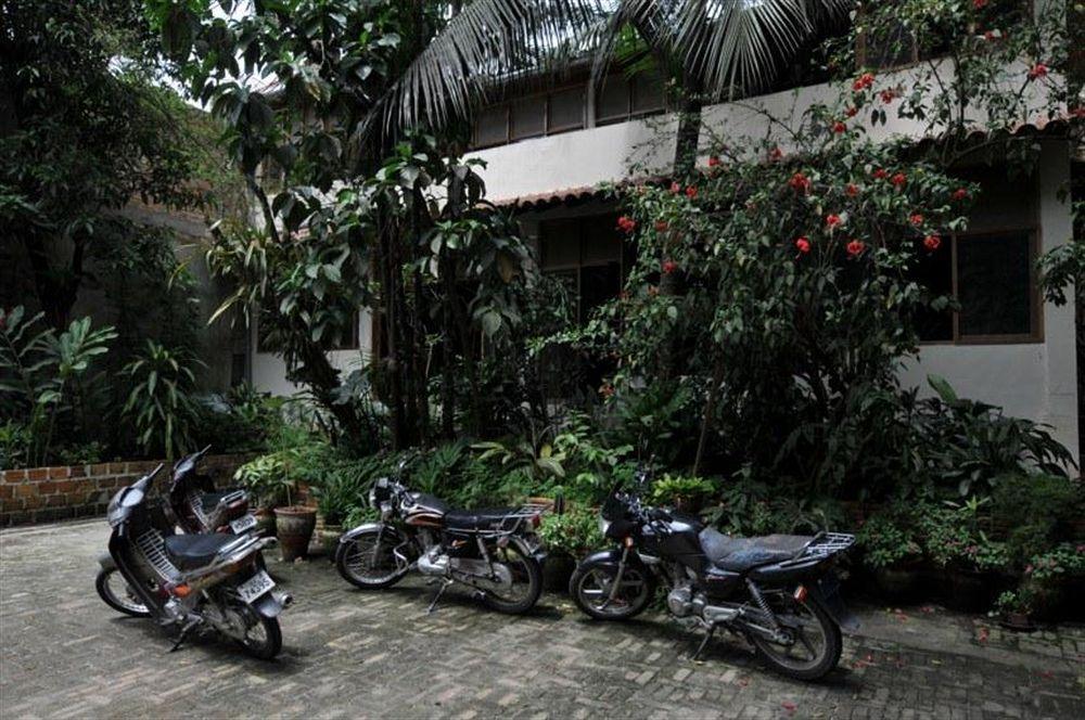 La Casa Fitzcarraldo Hotel Iquitos Exterior photo