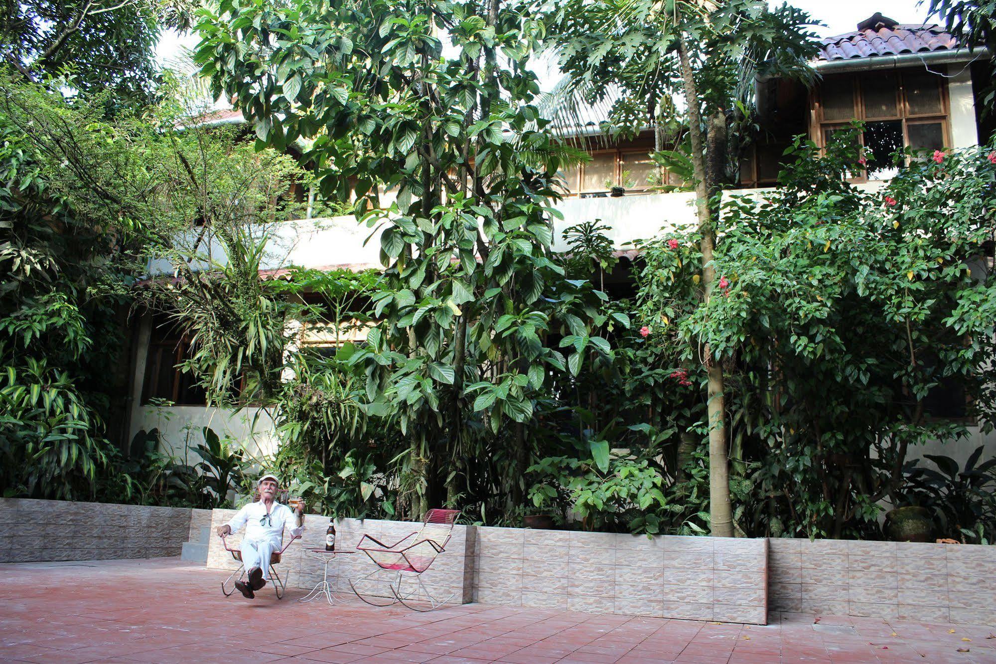 La Casa Fitzcarraldo Hotel Iquitos Exterior photo